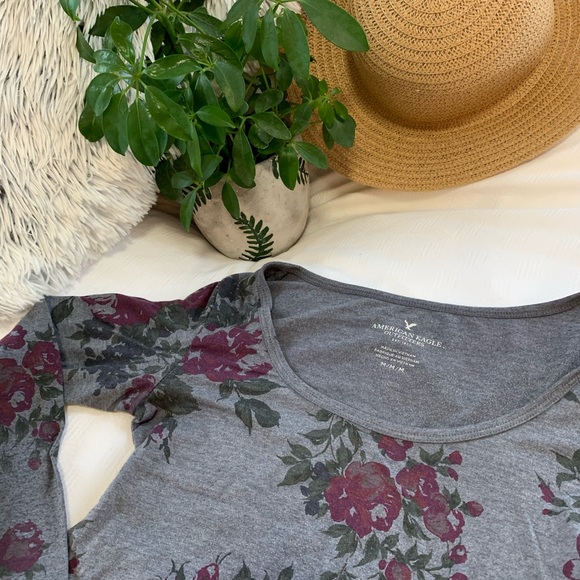 Cropped floral long sleeve - Picture 2 of 4